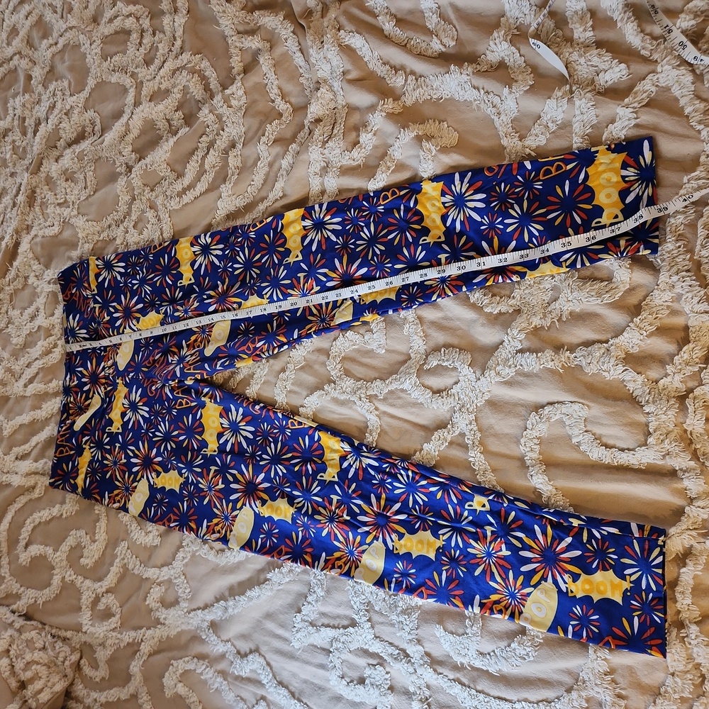 Lularoe Fireworks Leggings Tall & Curvy